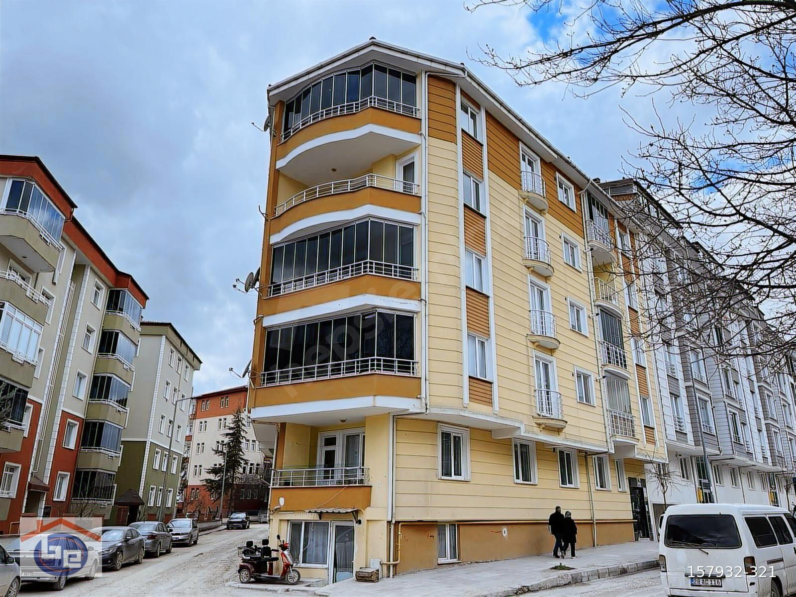 BAYLAN EMLAK'TAN MAHSEN MAH. LİSE CAD. 3. KAT 3+1 SATILIK DAİRE