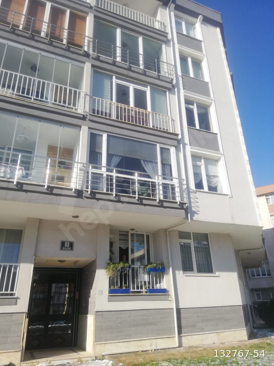Gelibolu Yazıcızade ana cadde bulvarda SATILIK 2+1 OKAZYON daire