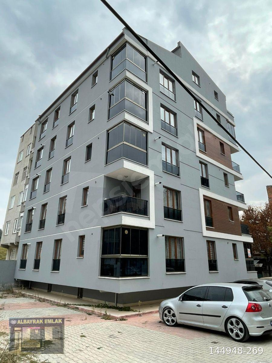 ALBAYRAK'TAN SATILIK BELEDİYE YANI EŞYALI FIRSAT 1+1 DAİRE