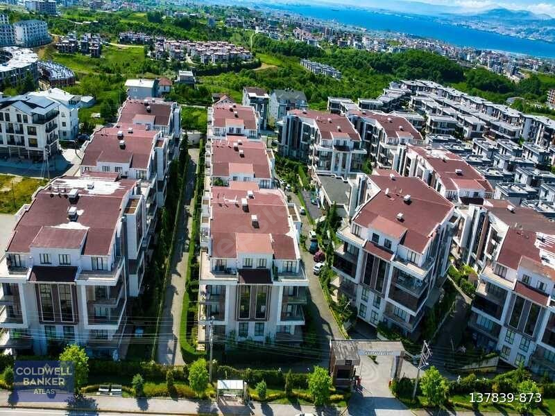 BAŞİSKELE ZERAY KENT SİT.SATILIK LÜKS 4+1 BAH.DUB.