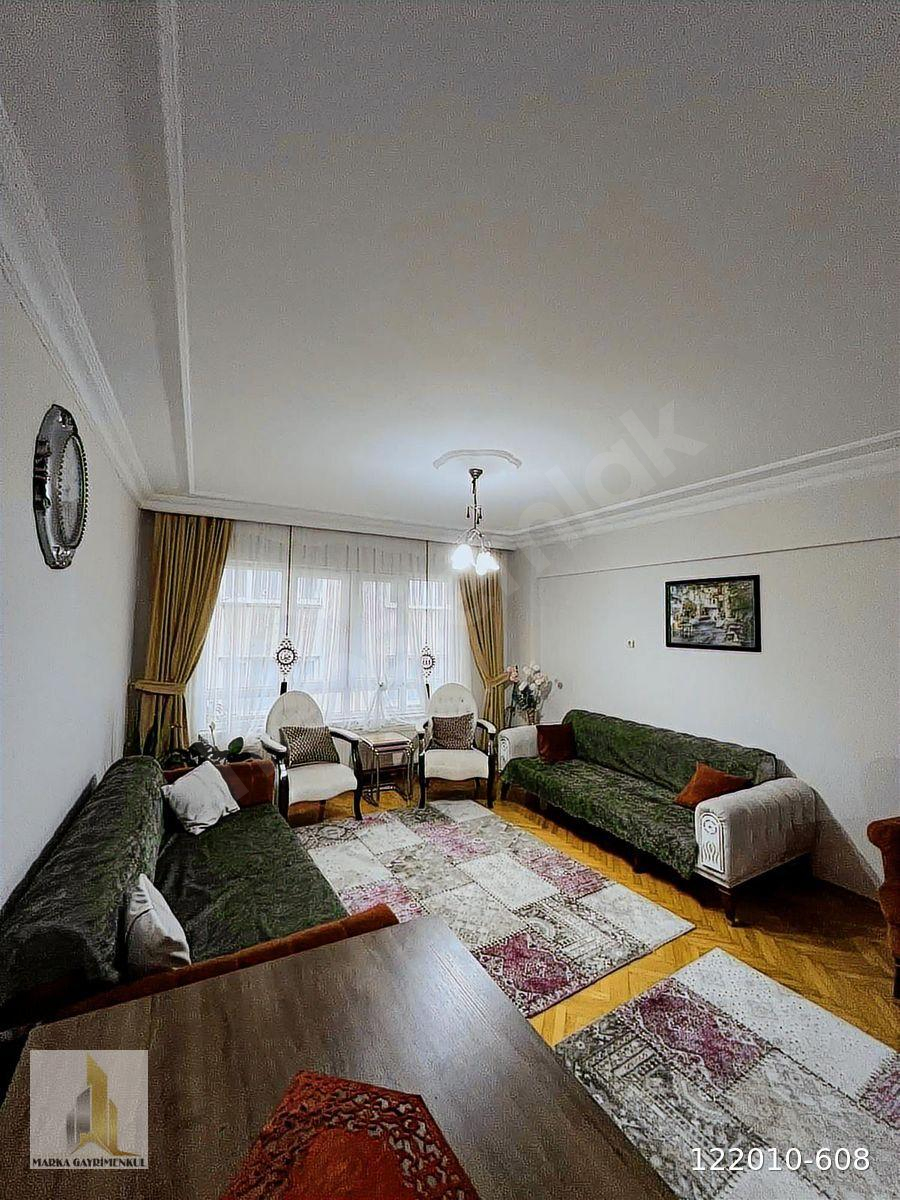 MARKA GAYRİMENKUL'DEN ÇARŞI İÇİNDE 3+1 ARA KAT DAİRE