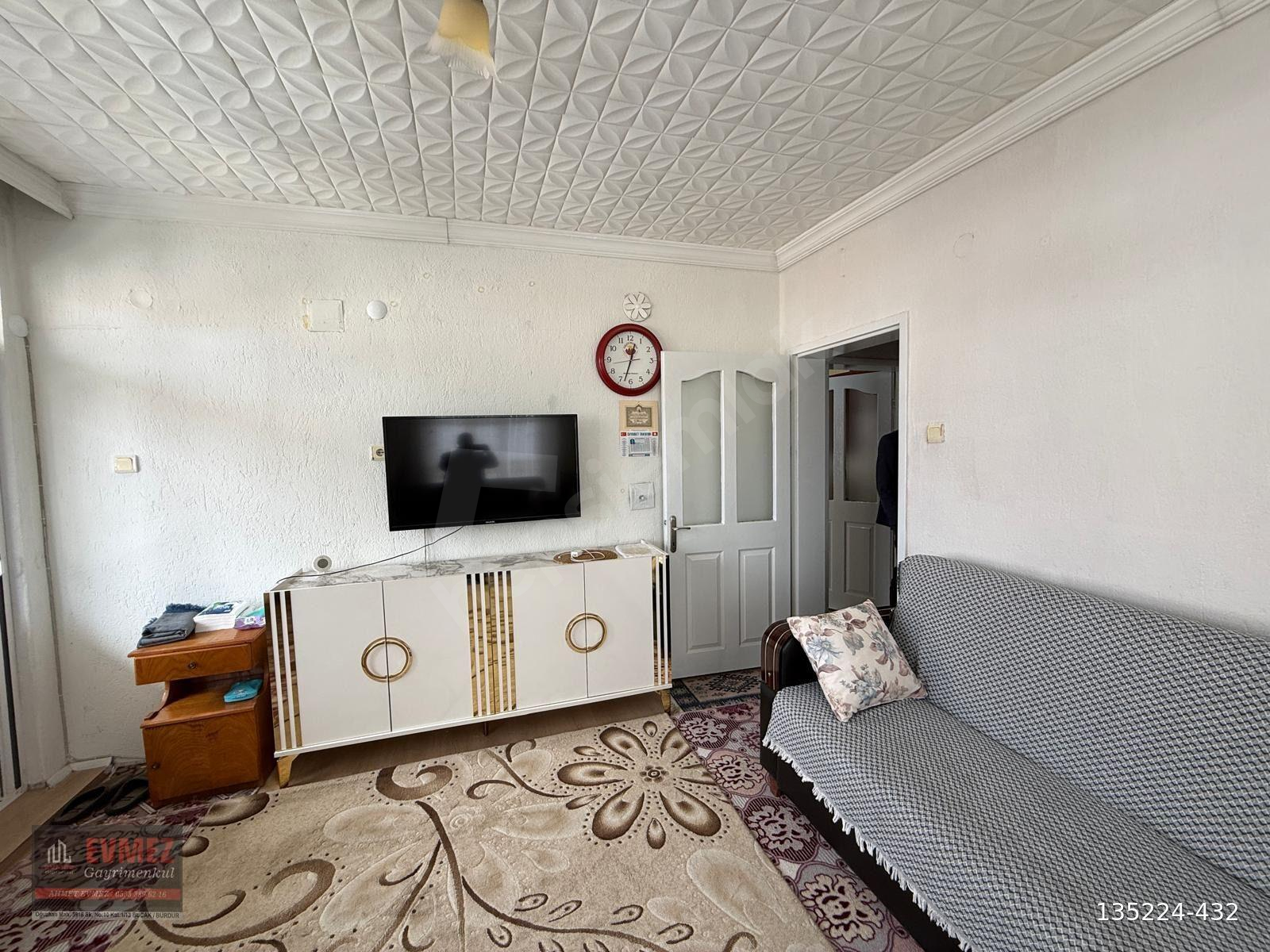 BURDUR-BUCAK-KARAYVATLAR MAH.ÇARŞI MRK. 2+1 SATILIK DAİRE