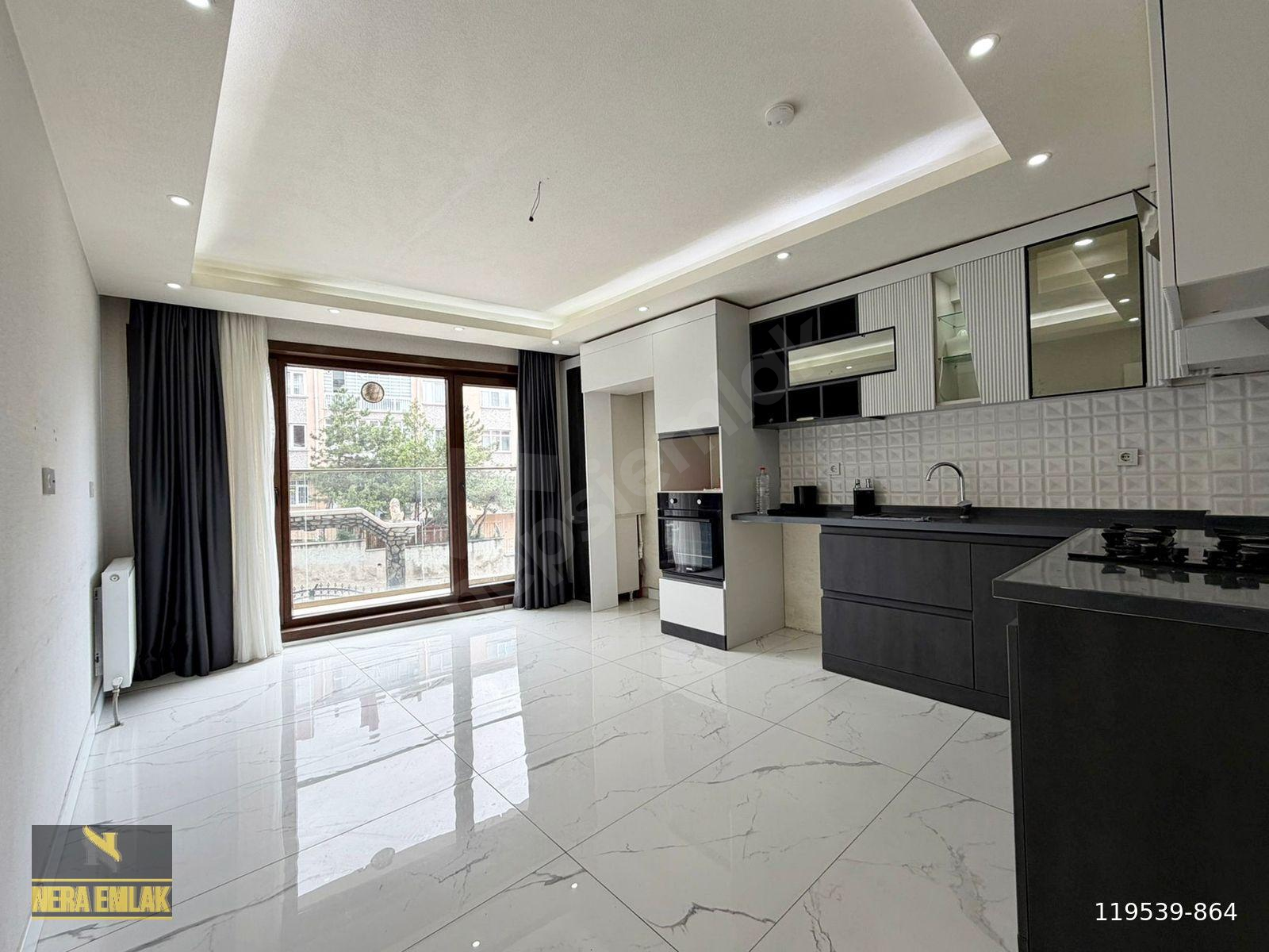 ETLİK'TE GENÇ BİNADA KATTA EBEBEYN BANYO YÜKSEK KREDİ LİMİTİ 3+1