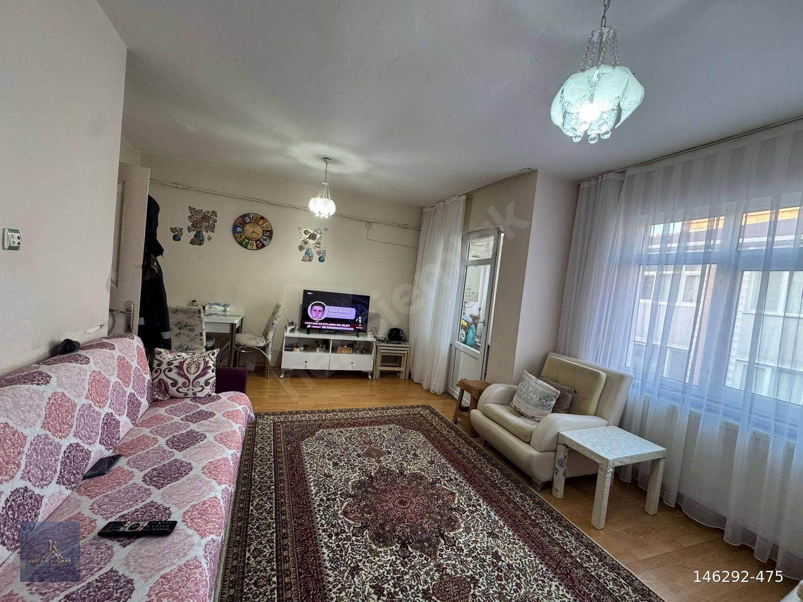 REŞADİYE MAH 3+1 SERVİS DURAKLARINA YAKIN SATILIK DAİRE