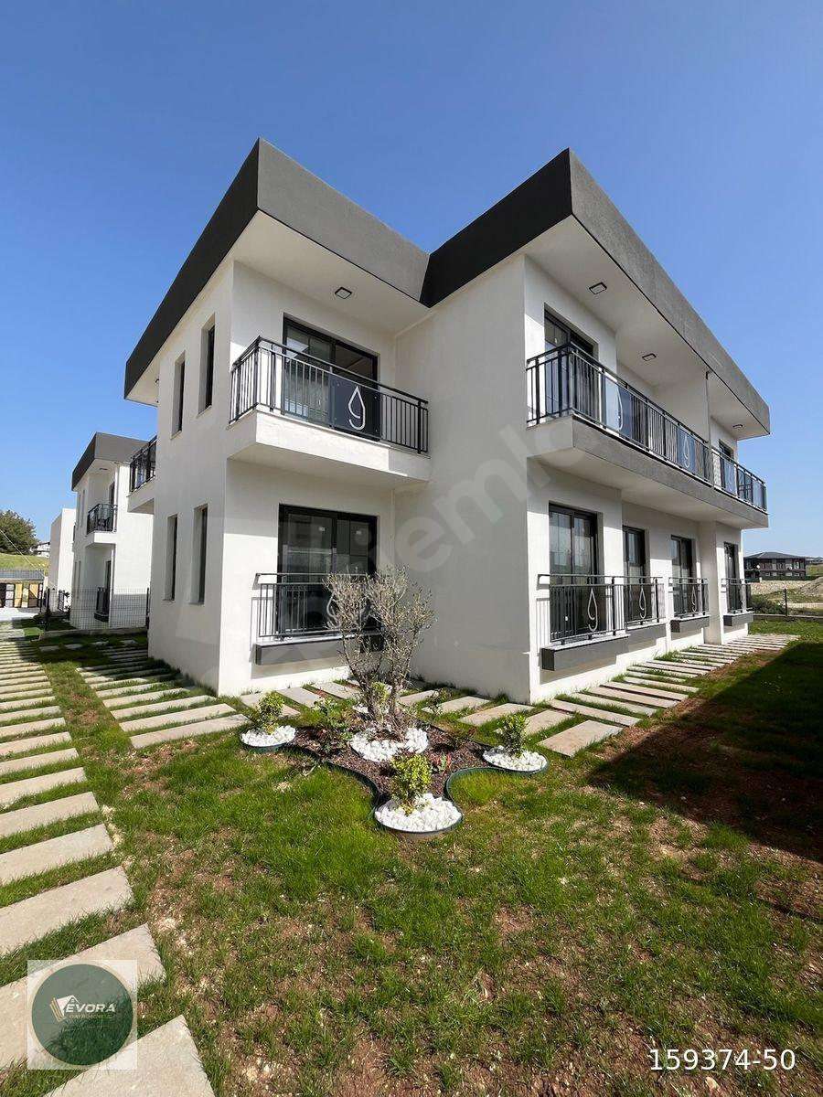 EVORA'DAN SARIÇAM ÇINARLI'DA VİLLA KONSEPTİNDE KİRALIK 1+1 LÜX DAİRE