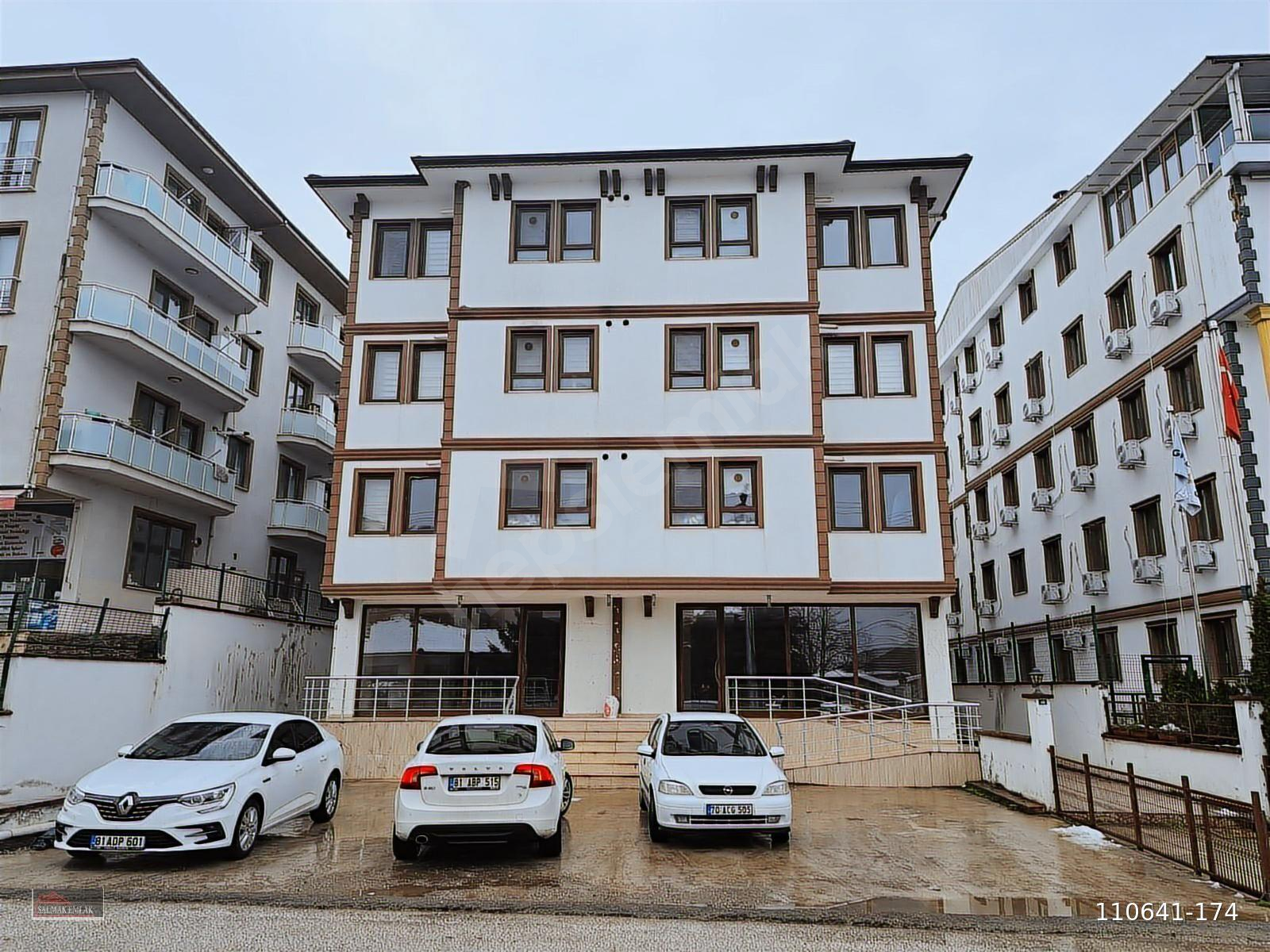 Konuralp'de Kiralık Eşyalı Daire