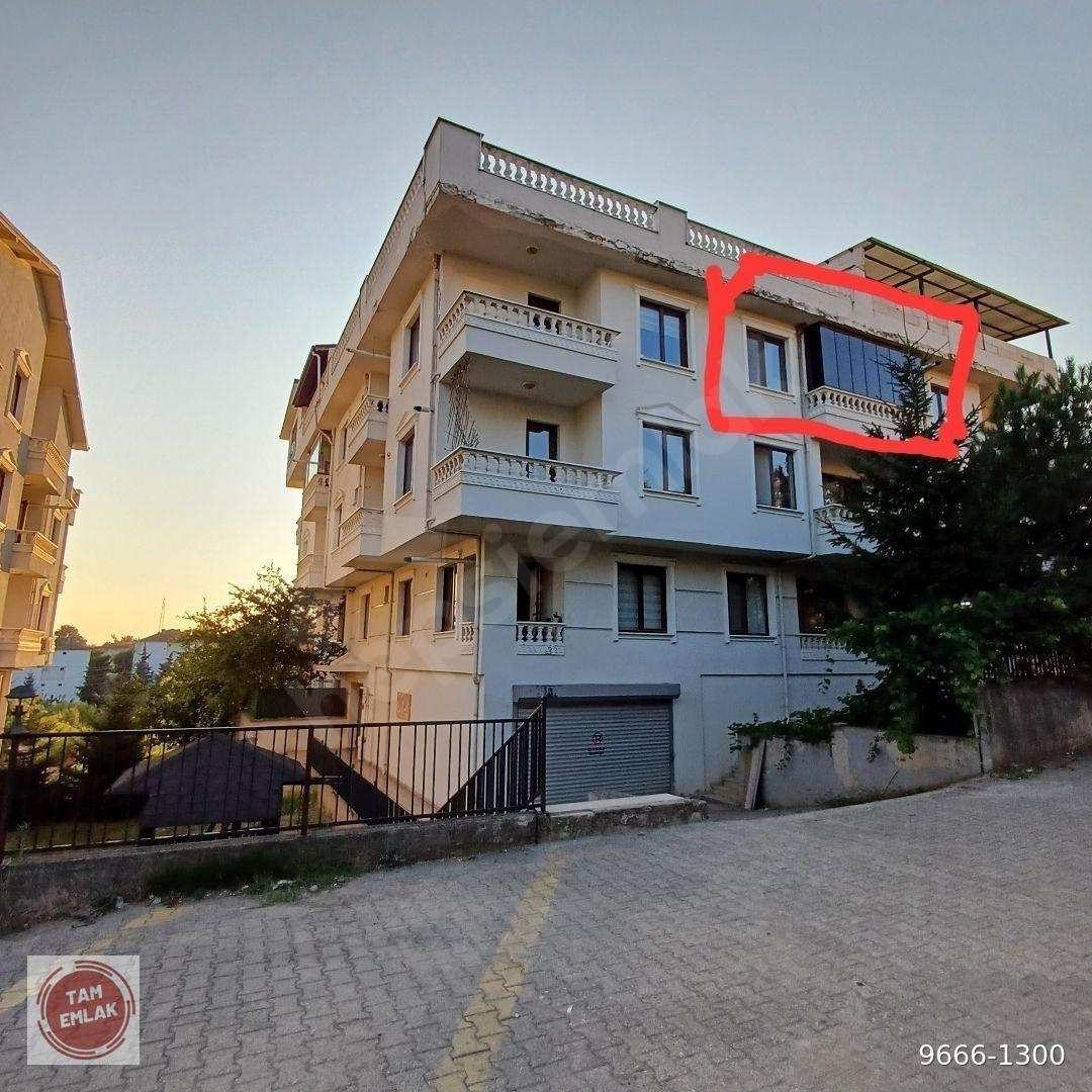 Konuralp Prusias evlerinde 55m2 ful eşyalı 1+1 satılık daire