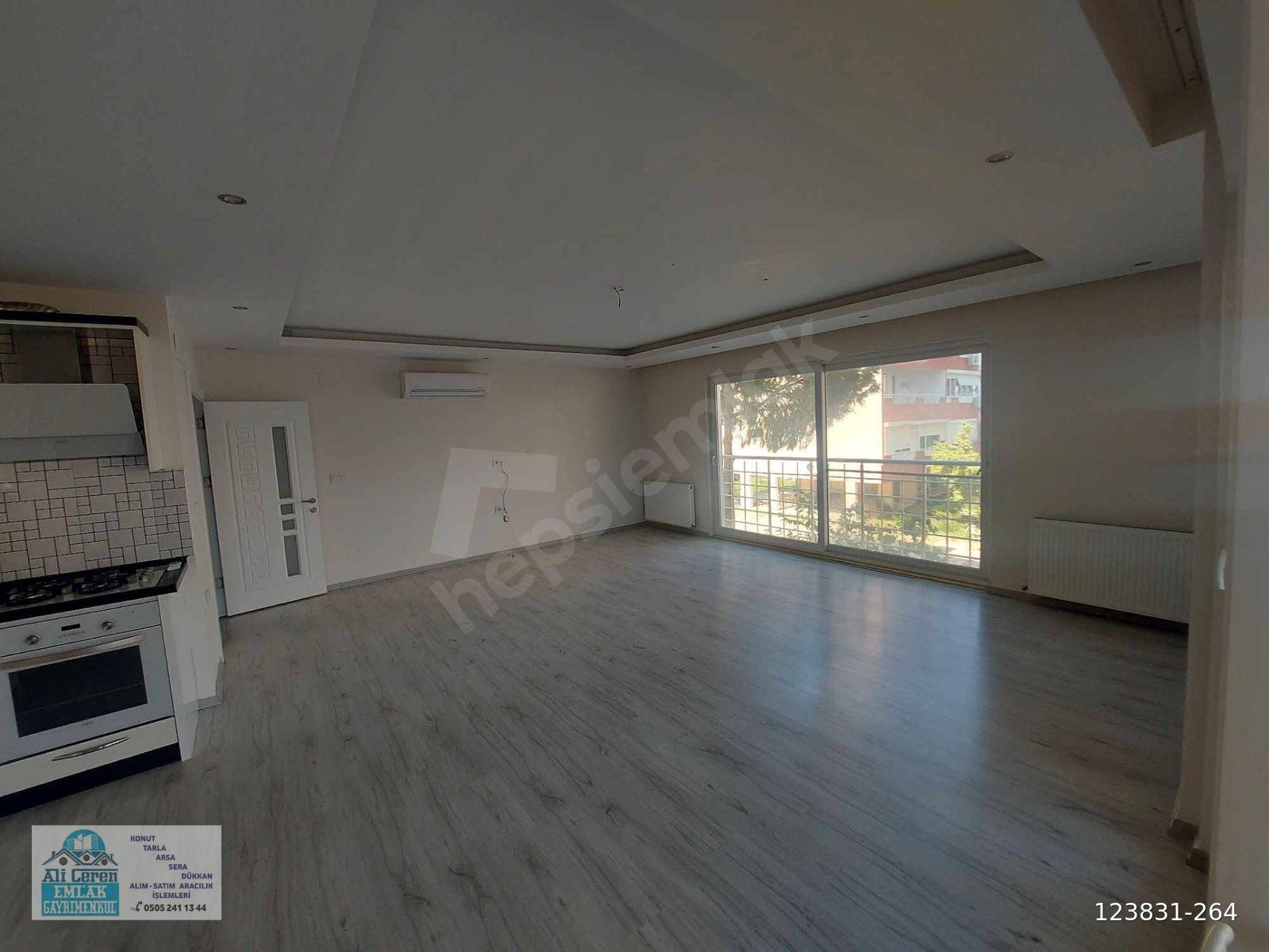 ANAMUR İSKELE MAHALLESİ BARBAROS HAYRETTİN PAŞA CADDESİNE SIFIR SEZNAZ AP. 1. KAT SATILIK 3+1 DAİRE