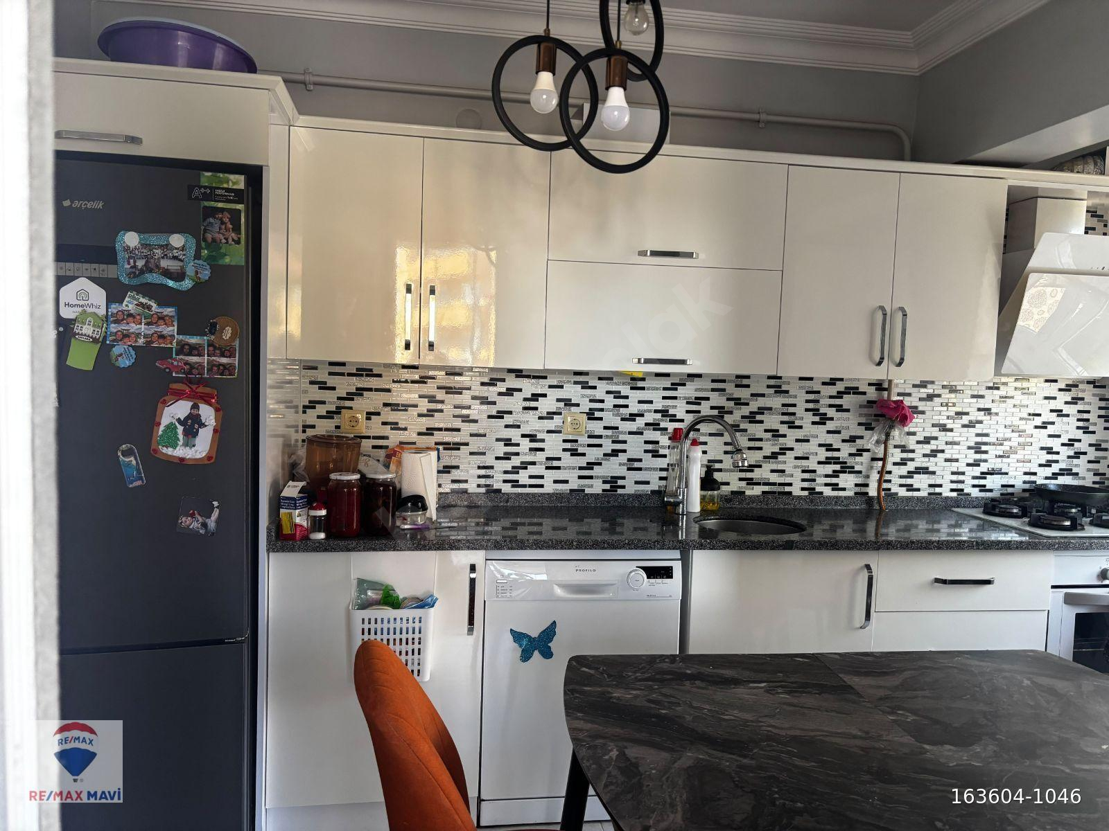 REMAX MAVİ ESRA KARAGÖZ'DEN YAĞCILAR MERKEZDE 3+1 DAİRE
