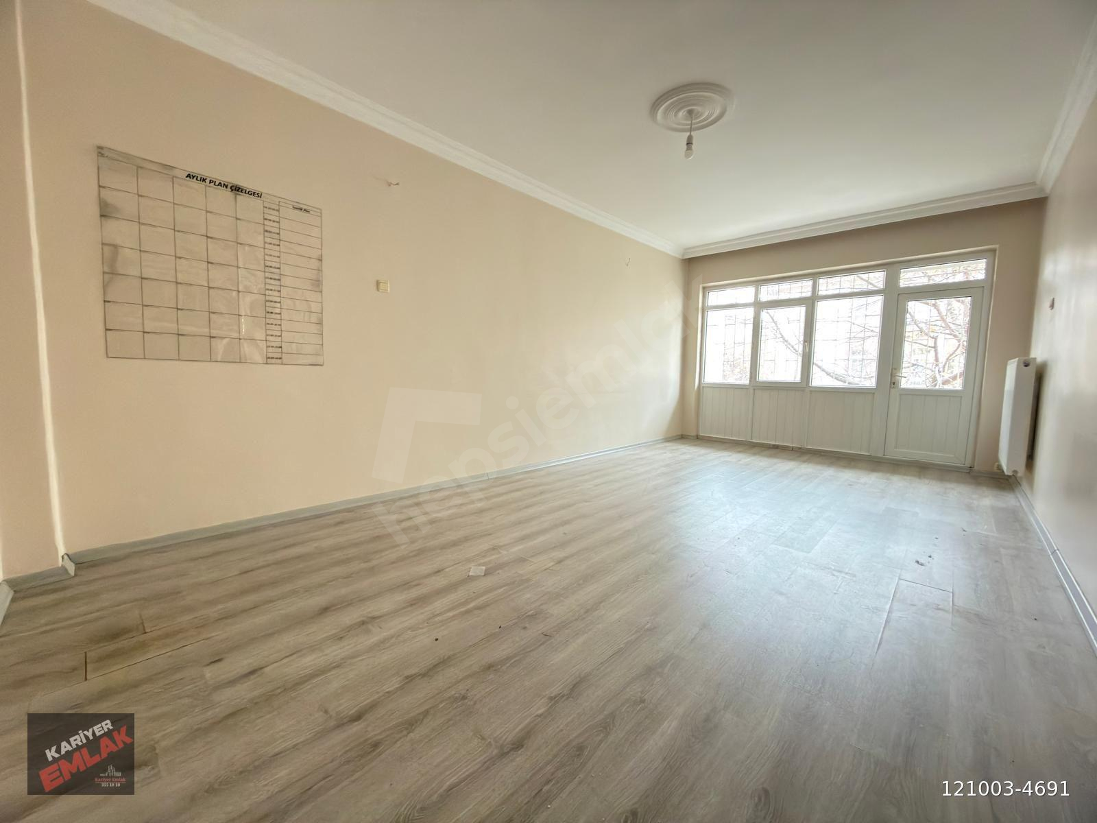 KARİYER'DEN AŞAĞIEĞLENCE GÖBEK'DE KATTA BAĞIMSIZ 3+1 DAİRE!