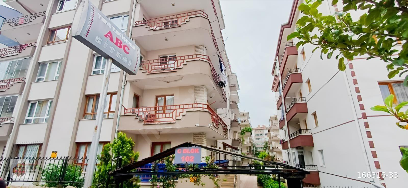 SİNCAN SELÇUKLU MAH. ABC SİTESİ'NDE GÜNEY CEPHE KREDİYE UYGUN