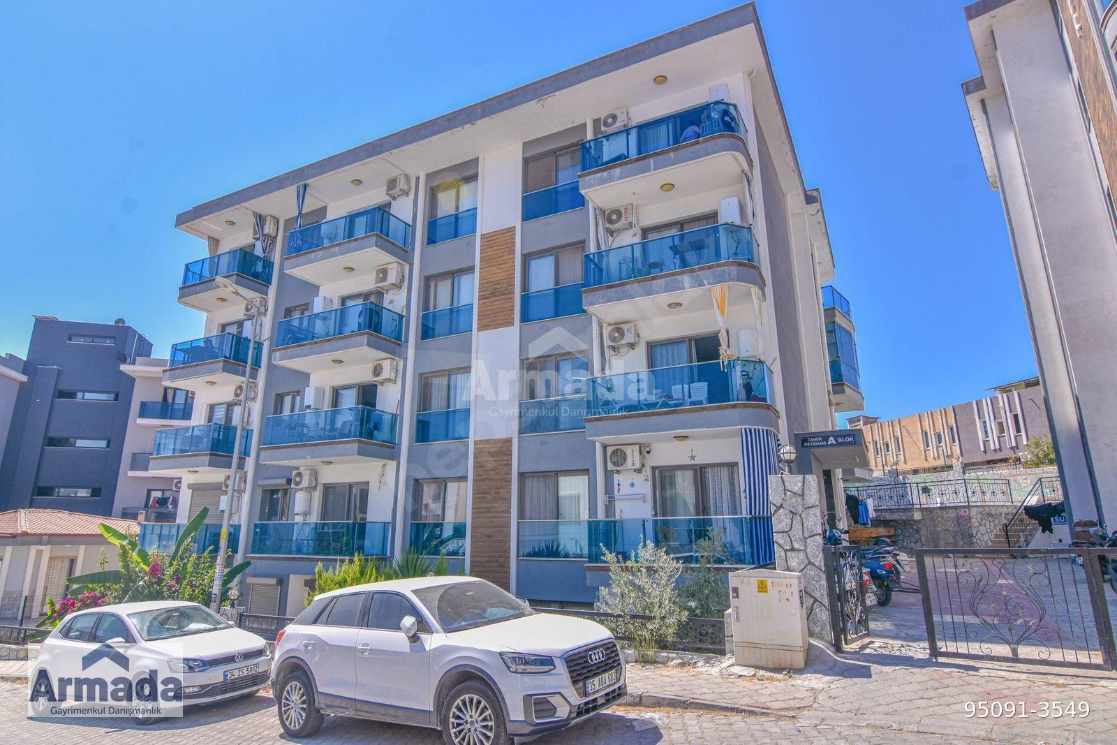 KUŞADASINDA MERKEZE YAKIN 1+1 ARA KAT SATILIK DAİRE