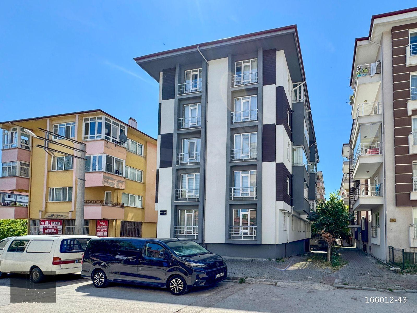 BOLU, MERKEZ, KARAMANLI'DA EŞYALI 1+1 KİRALIK MERKEZİ DAİRE