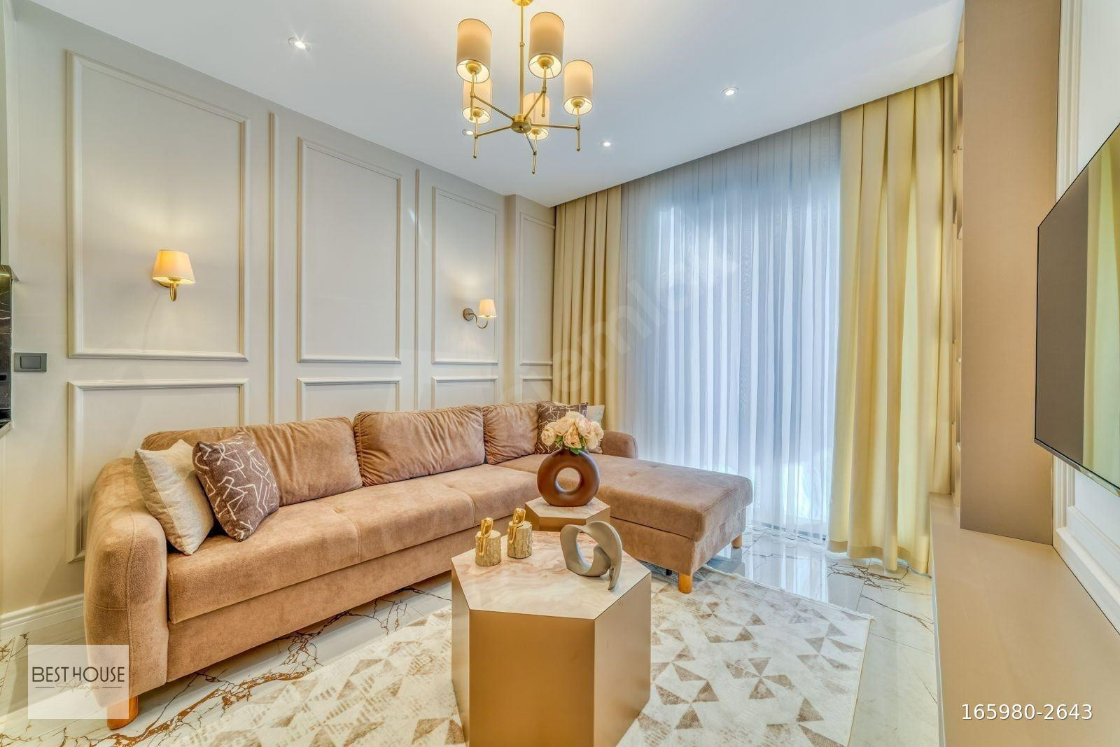ALANYA OBA’NIN EN LÜKS SİTESİNDE 1+1 KİRALIK LÜKS DAİRE