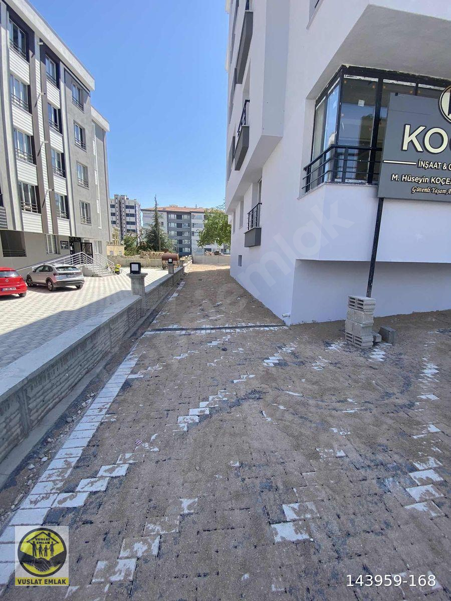 VUSLAT EMLAK'TAN HASTANE YAKINI SATILIK 2+1 SIFIR DAİRE