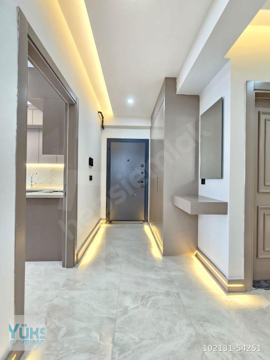 Denizli Karahasanlı da Eşsiz 3.5+1 190 m2 Havuzlu Sitede Lüks Konsept Pres fırsat daire