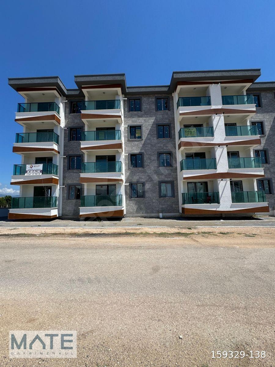 Yeni Mah.de Çanakkale Yolu Üst Geçit Yakını 1+1 Kiralık Daire