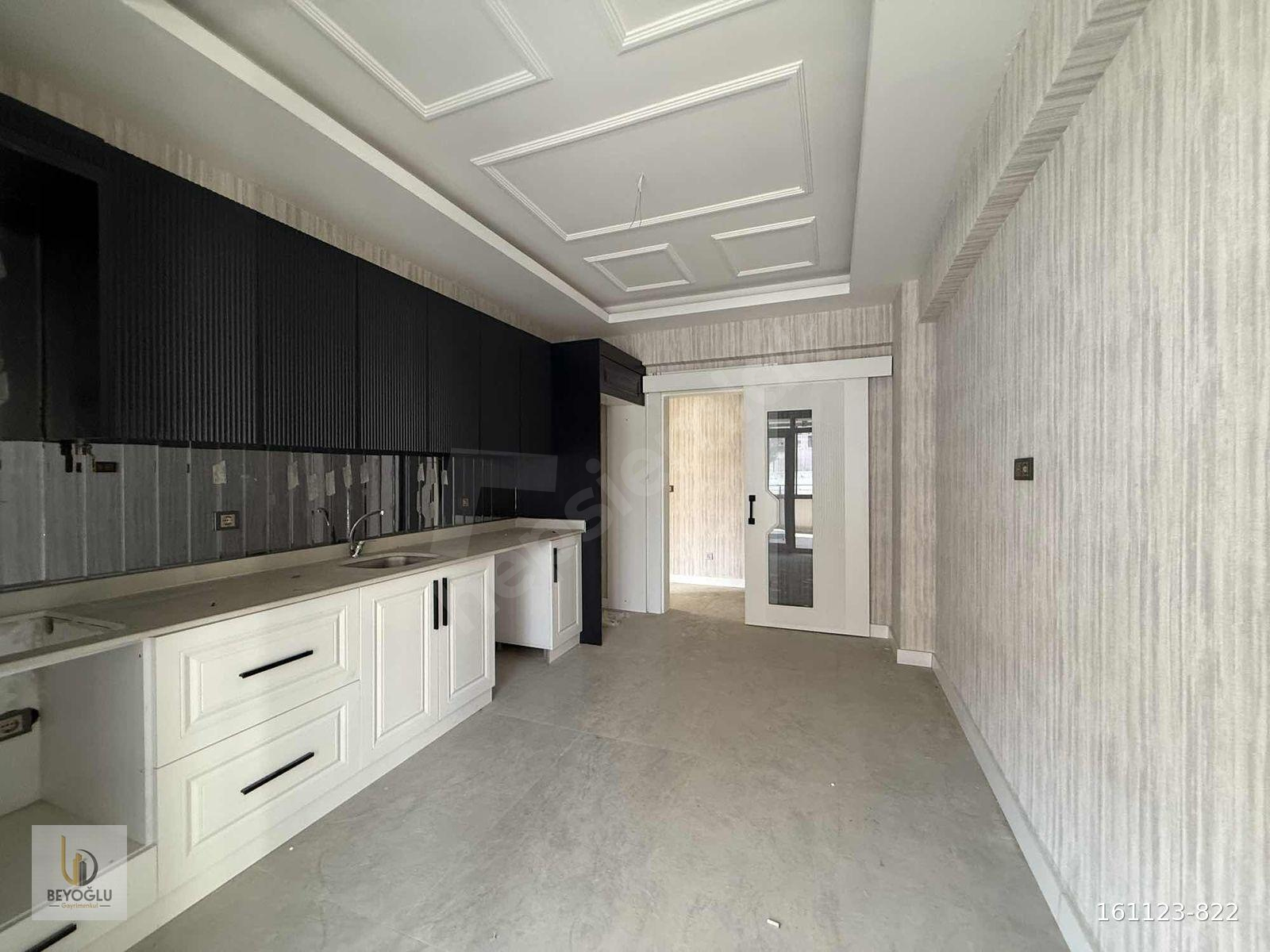 DAHA UYGUNU YOK !! KARACAAHMETTE LÜX SATILIK 2+1 GENİŞ DAİRE