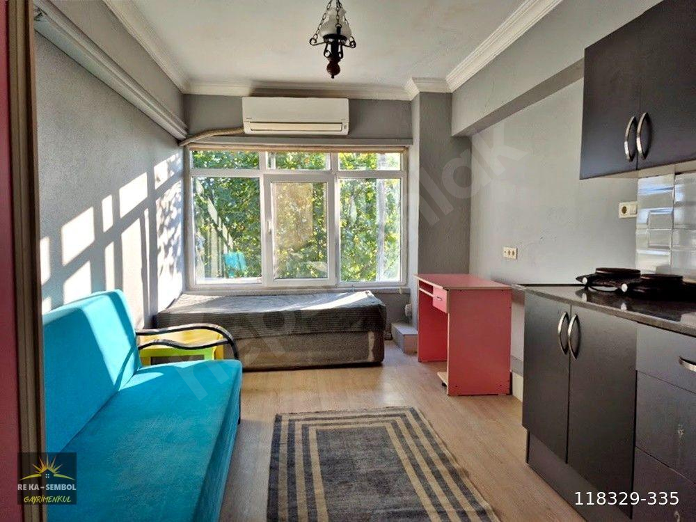 ADAPAZARI MERKEZDE KİRALIK EŞYALI STÜDYO DAİRE