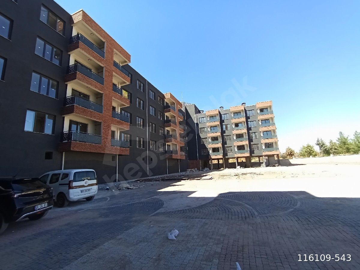 diyarbakır sur teknokent yanı 1+1 satılık daire.