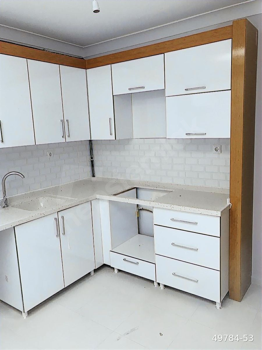 AKCİTY KONUTLARINDA 13. KAT 2+1 DAİRE
