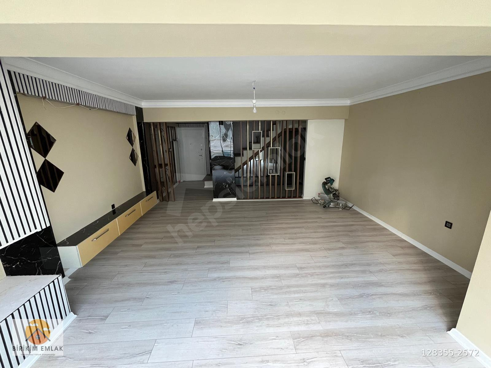 EGE MAH.3+1 TERAS BALKONLU 140M² MASRAFSIZ DUBLEX_!!