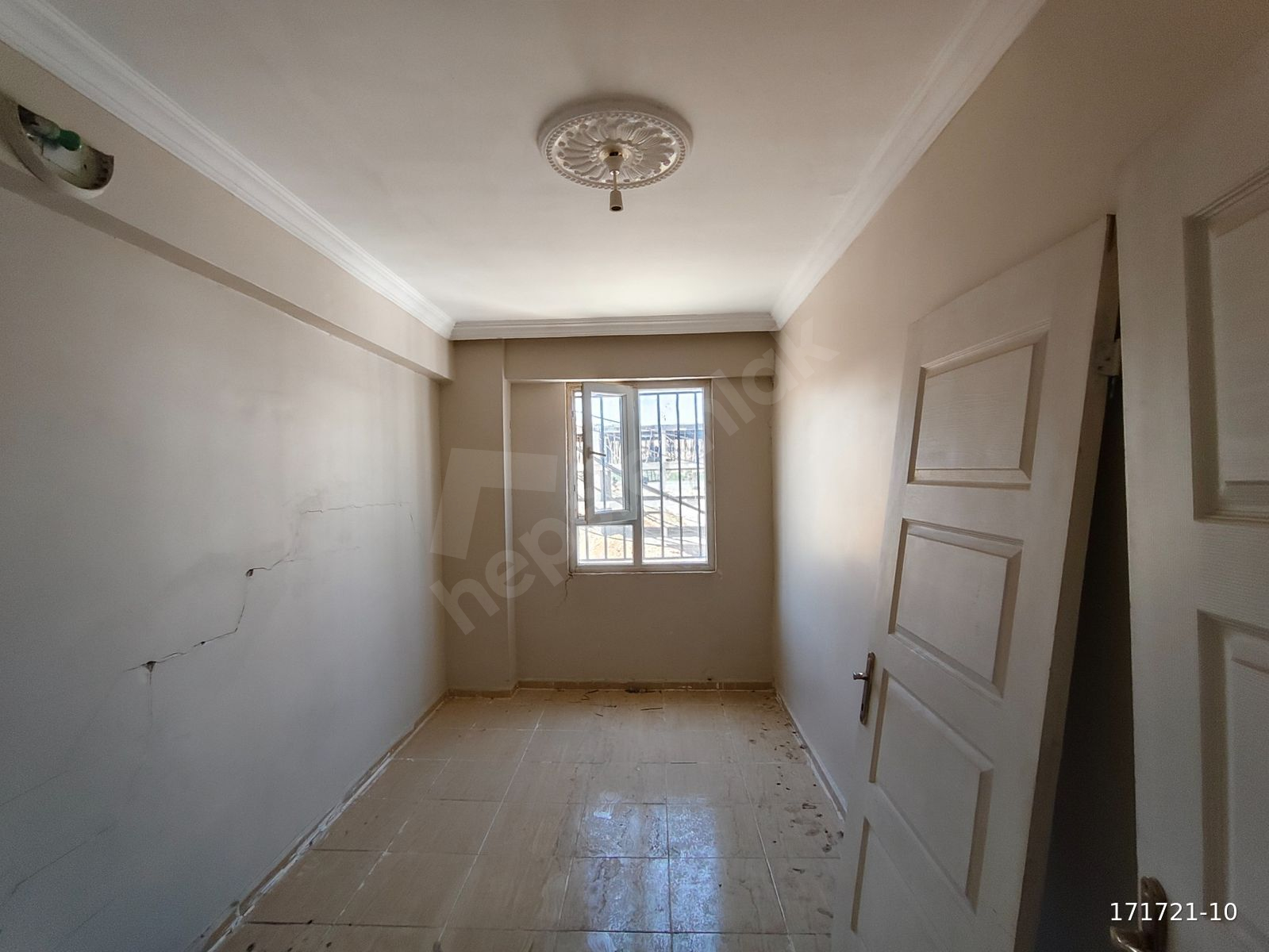 DİREKLİDE SATILIK 2+1 DAİRE