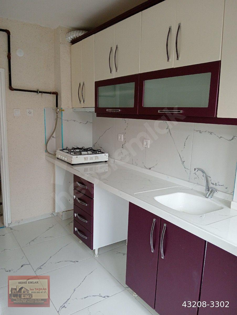 BALIKESİR G.O.PAŞA ARAKAT 2+1 KİRALIK DAİRE