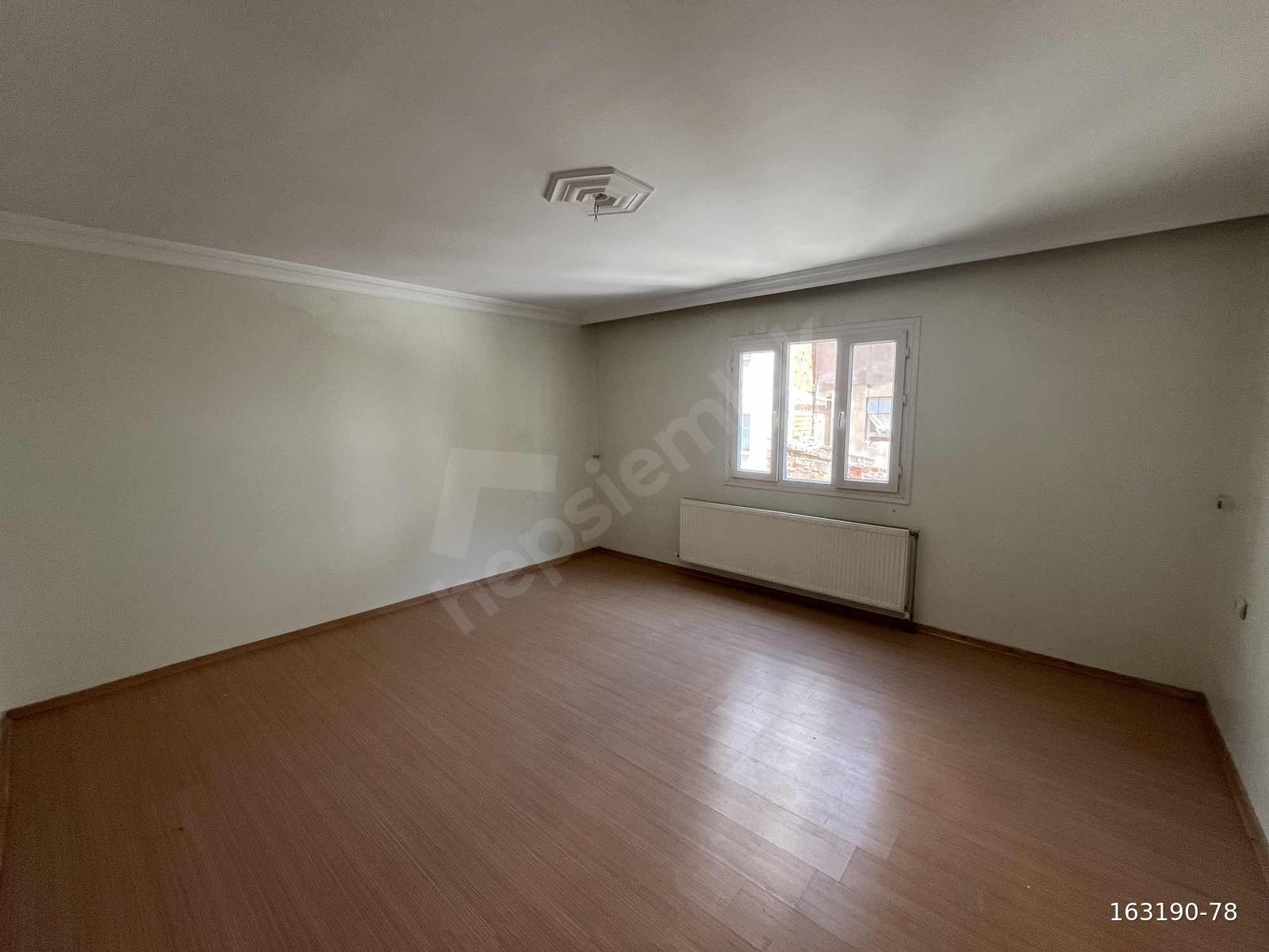 HASTAHANEYE YAKIN KİRALIK 3+1 DAİRE