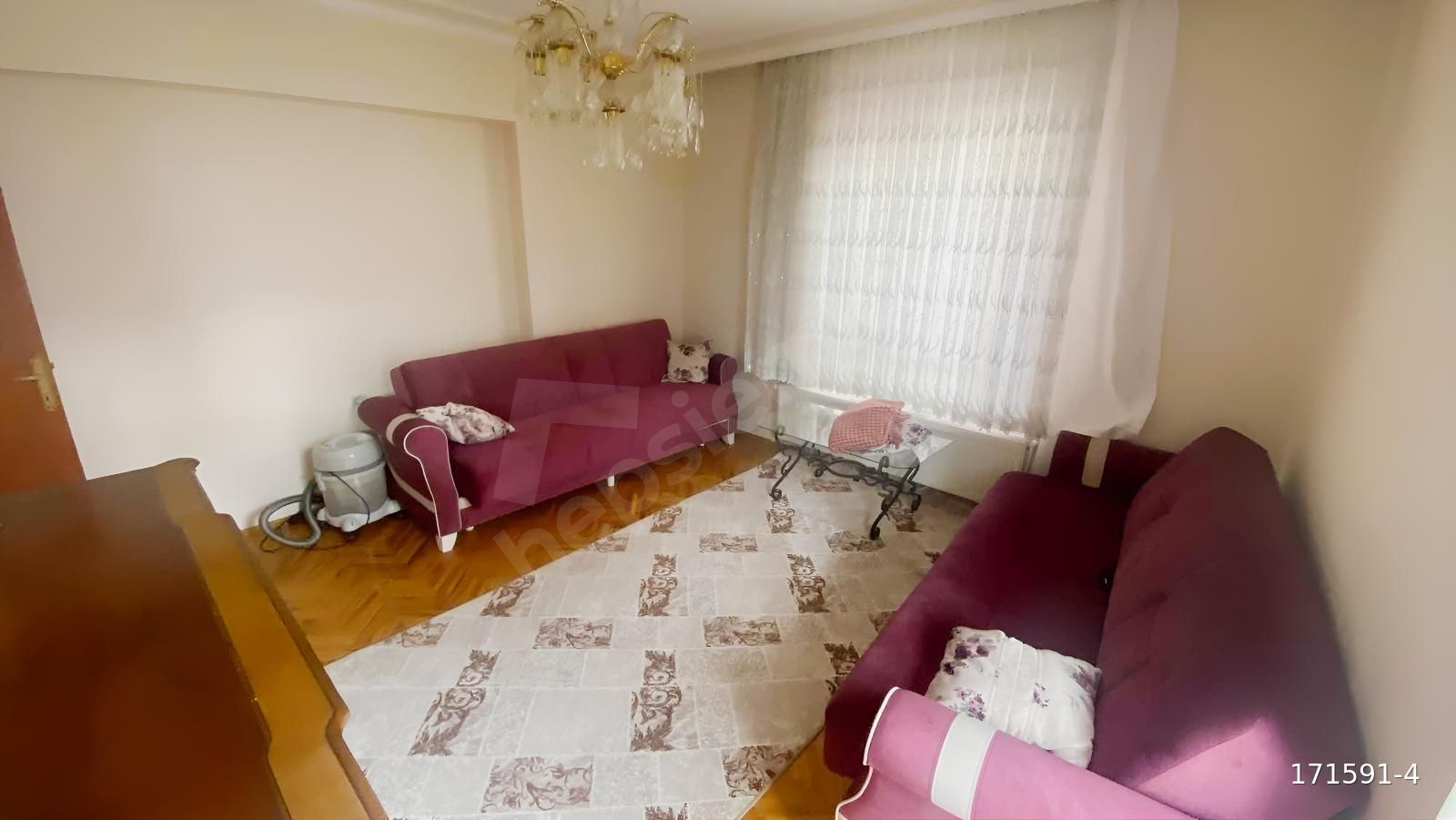 UFUKTEPE'DE CAD YAKINI EŞYALI KİRALIK ARAKAT 3+1 DAİRE