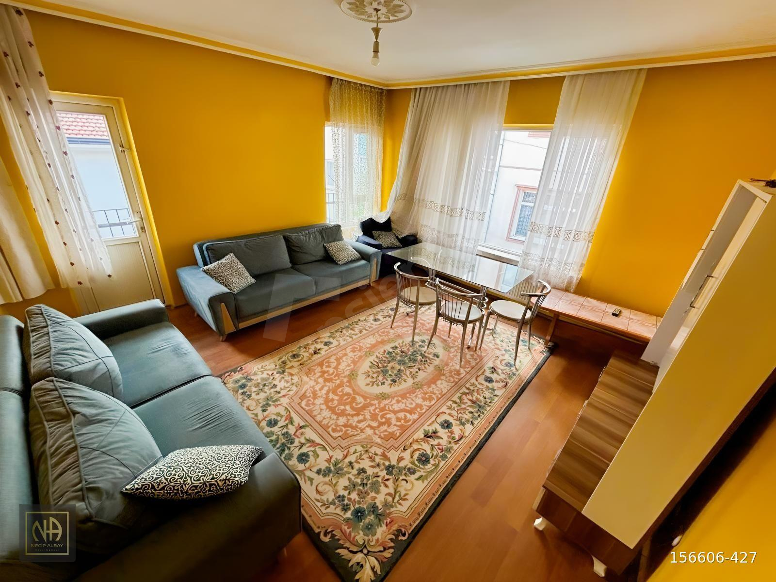 NECİP ALBAY'DAN AYVALI CADDESİ ŞEHİR H. YAKINI YÜKSEK KATTA 2+1