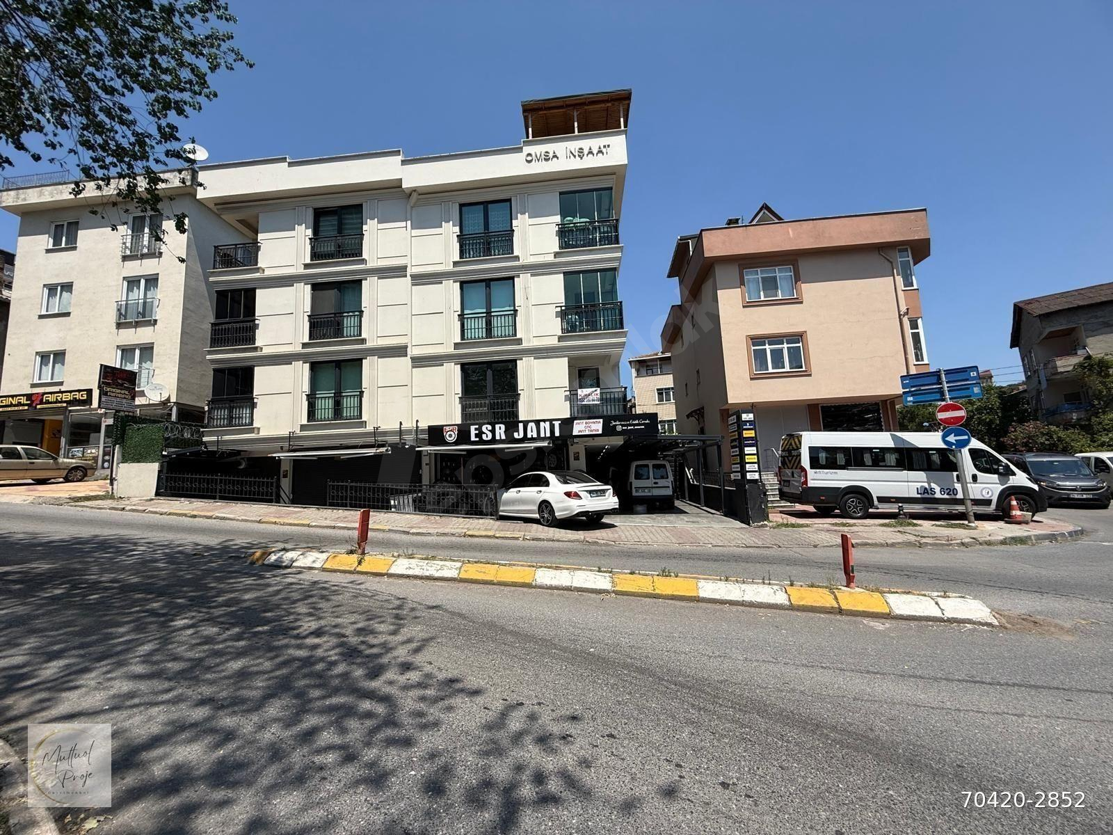 İÇERENKÖY'DE 7 YILLIK BİNADA BAKIMLI 2+1 SATILIK DAİRE
