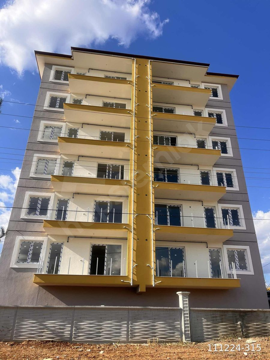 Banaz Dilek Mh 110m2 Herodası Işıklı 2.kat Daire
