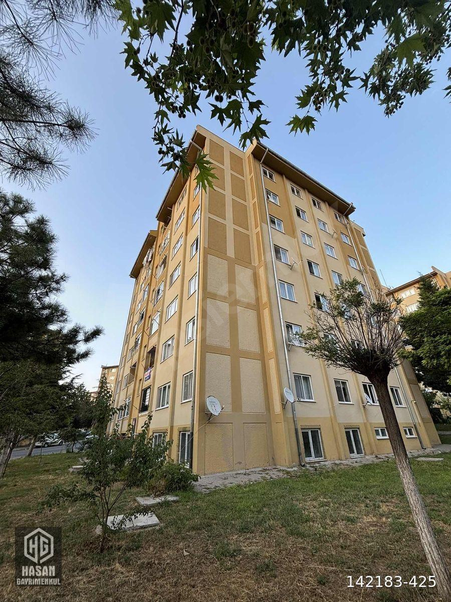 HG'DEN DEMOKRASİ TOKİDE MERKEZİ KONUMDA GENİŞ 3+1 DAİRE