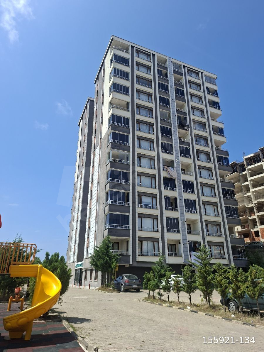 TİREBOLU EMLAKTAN EŞYALI KİRALIK 3+1 DAİRE