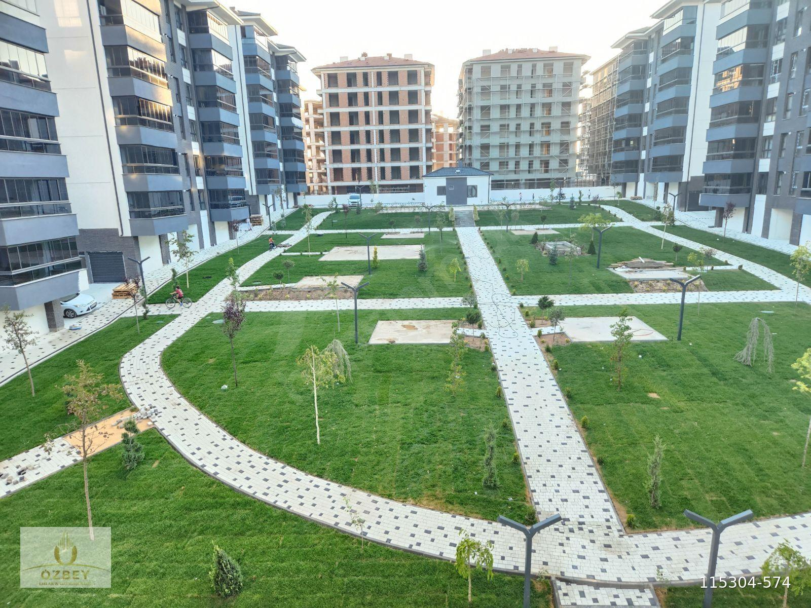 ÖZBEY'DEN | SİTE İÇİ | 3+1 | KİLER | ARA KAT | ÖZEL GARAJ |