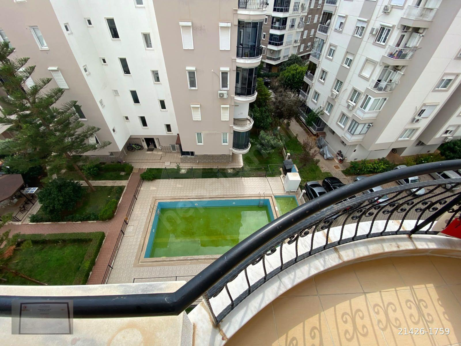 Antalya Konyaaltı Uluç mah siteiçi havuzlı Kiralık 4+1 Dubleks daire