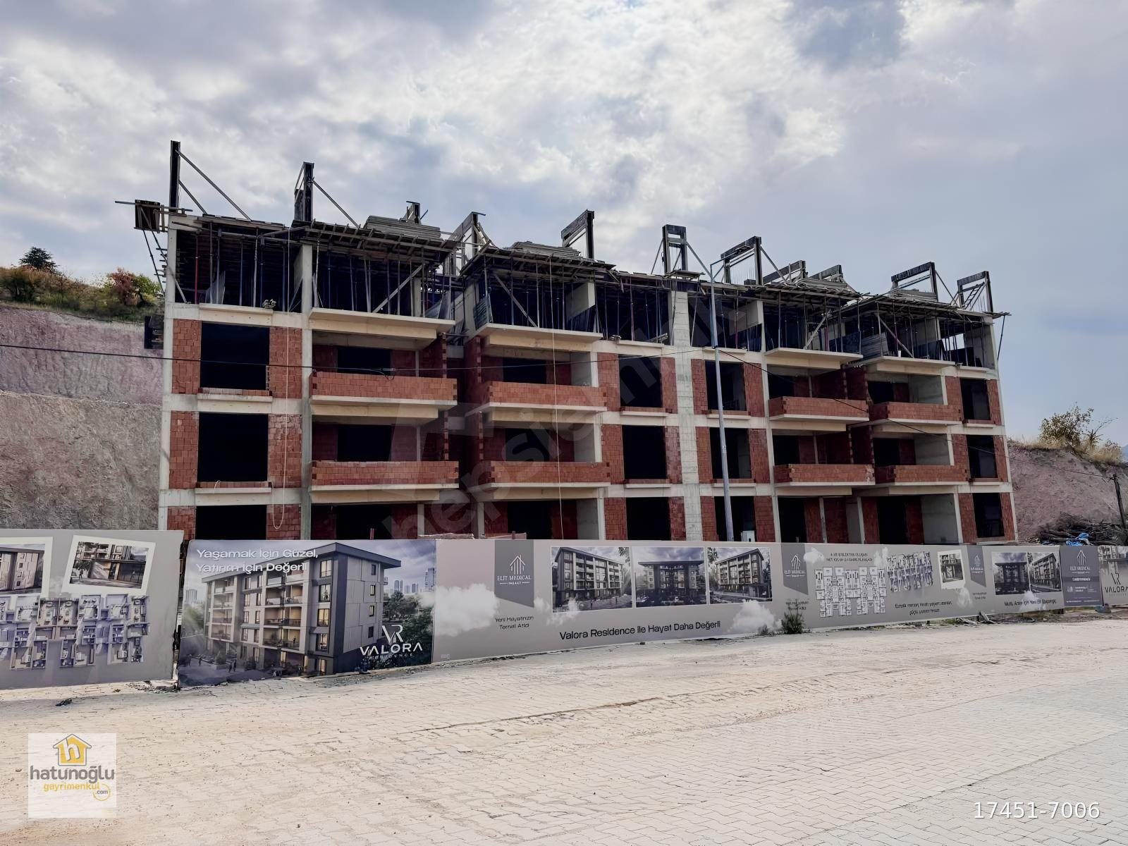 DOĞUM HASTANESİ MEVKİ SATILIK 3+1 LÜX ARA KATLAR