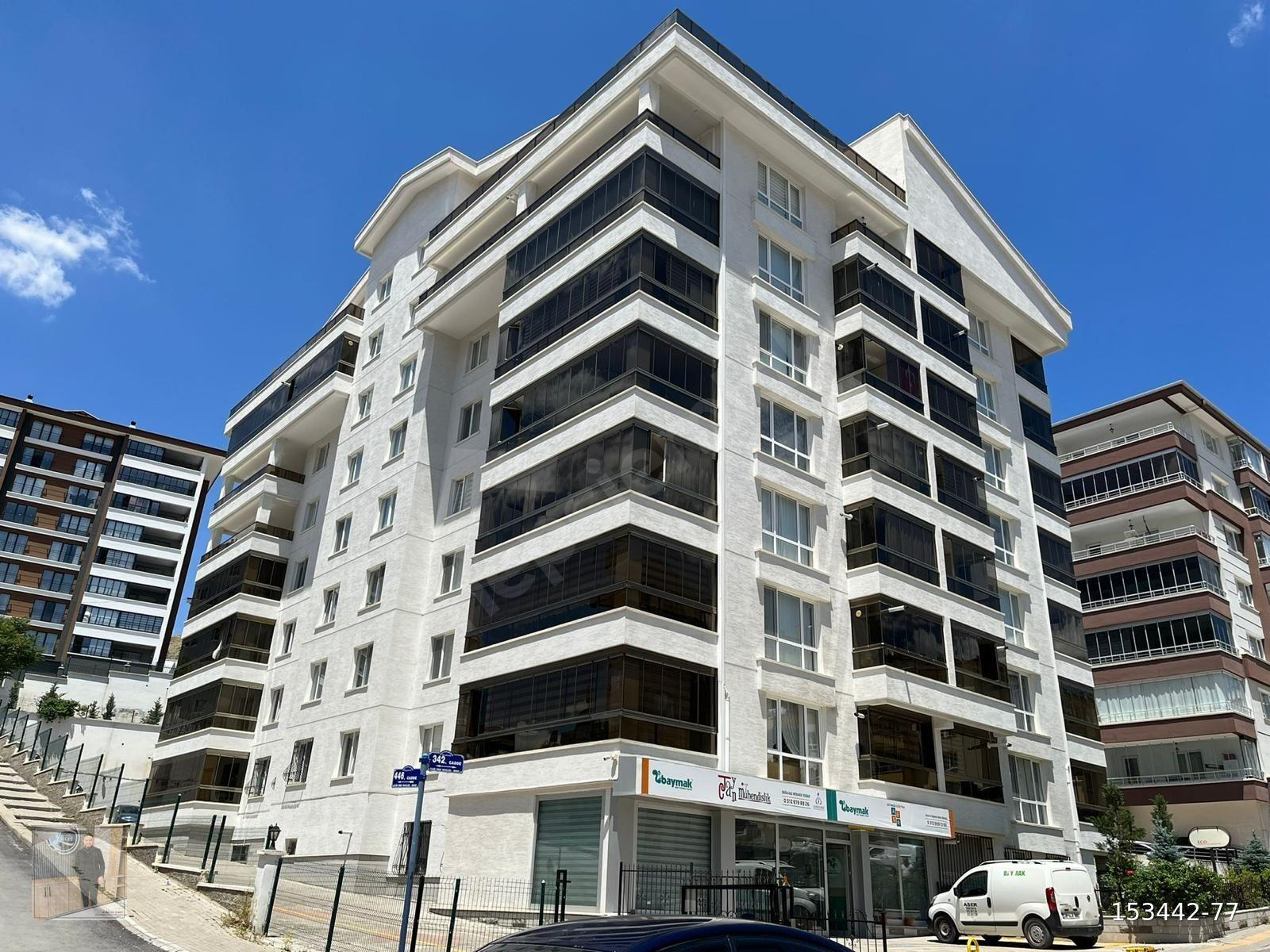 KAZIM ORBAY MAH EN ELİT SİTESİN'DE 6+1 MANZARALI 300M2 DUBLEKS