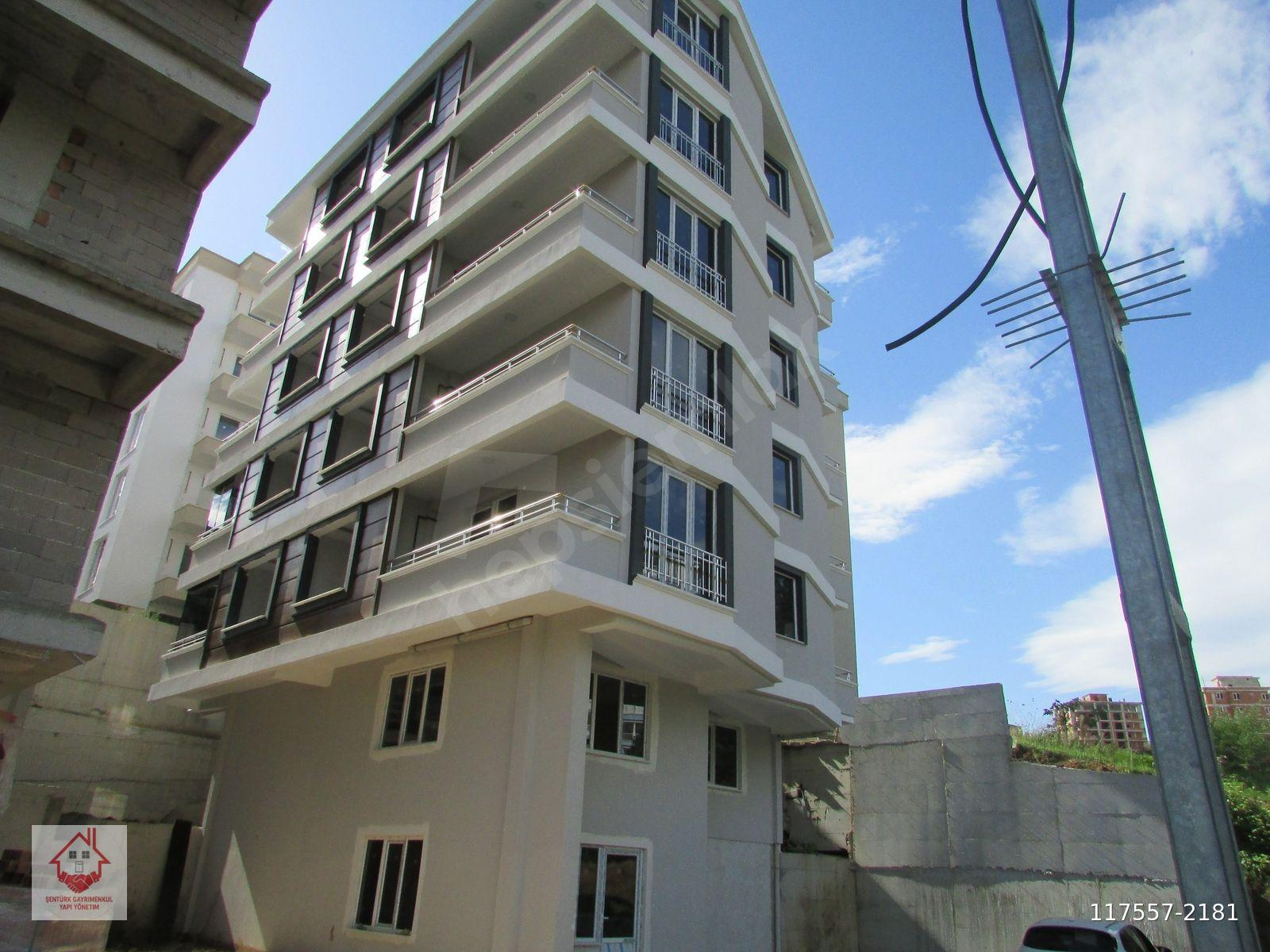 Körfez Tramvay Durağına Yürüme Mesafesinde Satılık Lux 2+1 Daire