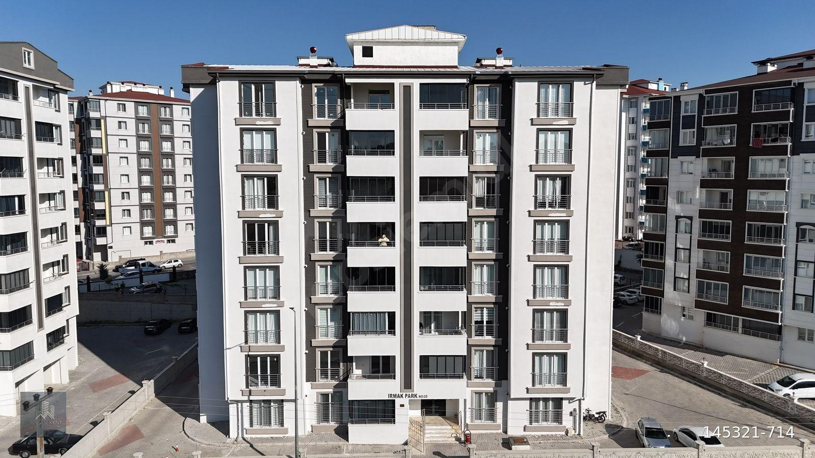 "EMLAK KENT"CEVHERDUDAYEV MAH SATILIK KOMPLE YAPILI 3+1 DAİRE