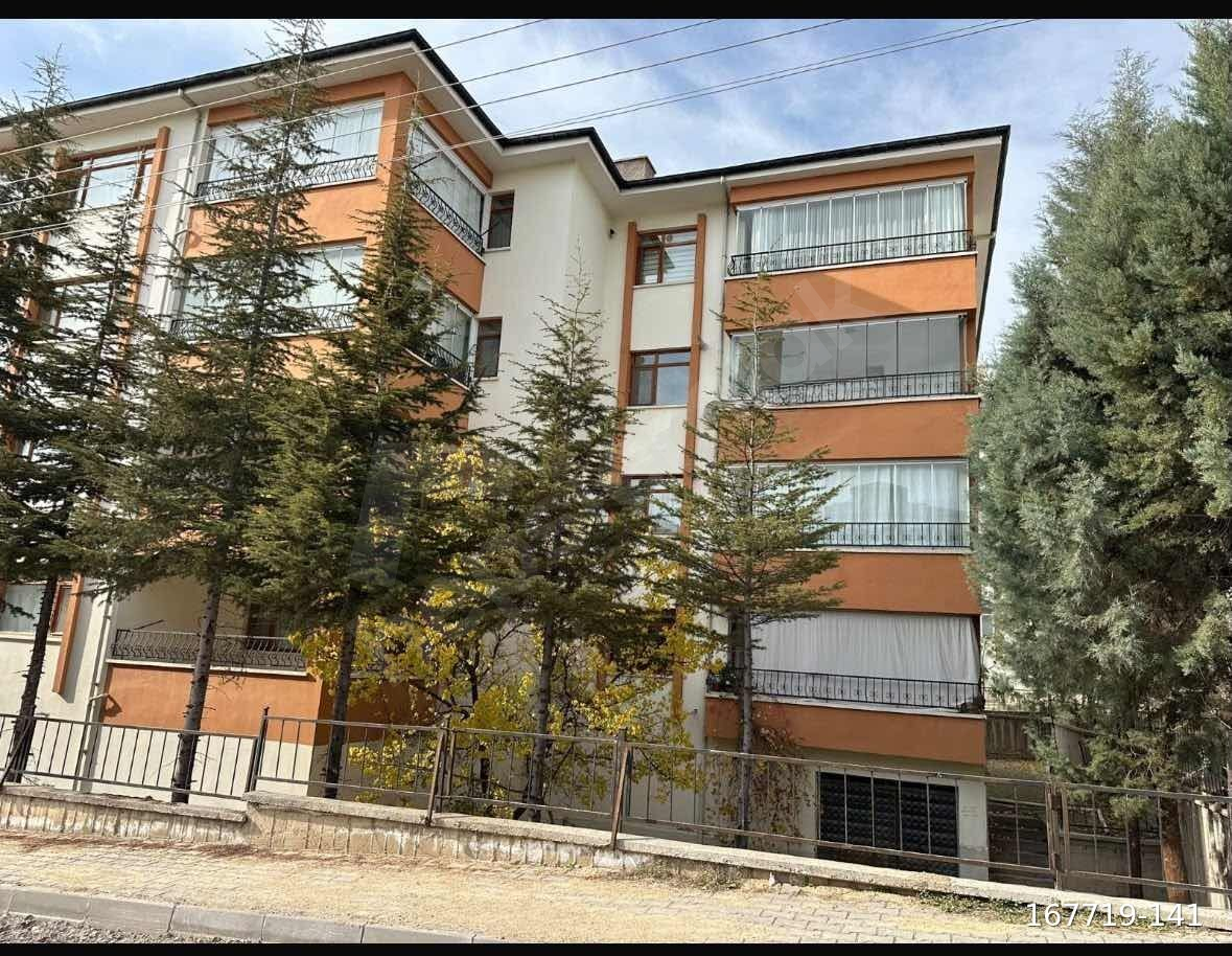 HACIKARA MAH.KIRBAŞI YOLU CEPHELİ KİRALIK 3+1 DAİRE