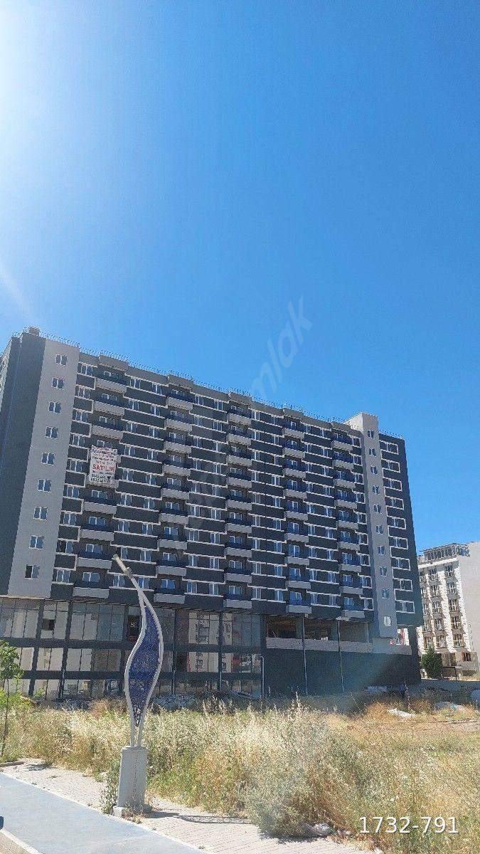 UNİWORLD ÖĞRENCİ EVLERİNDE SATILIK 2+1 DAİRE