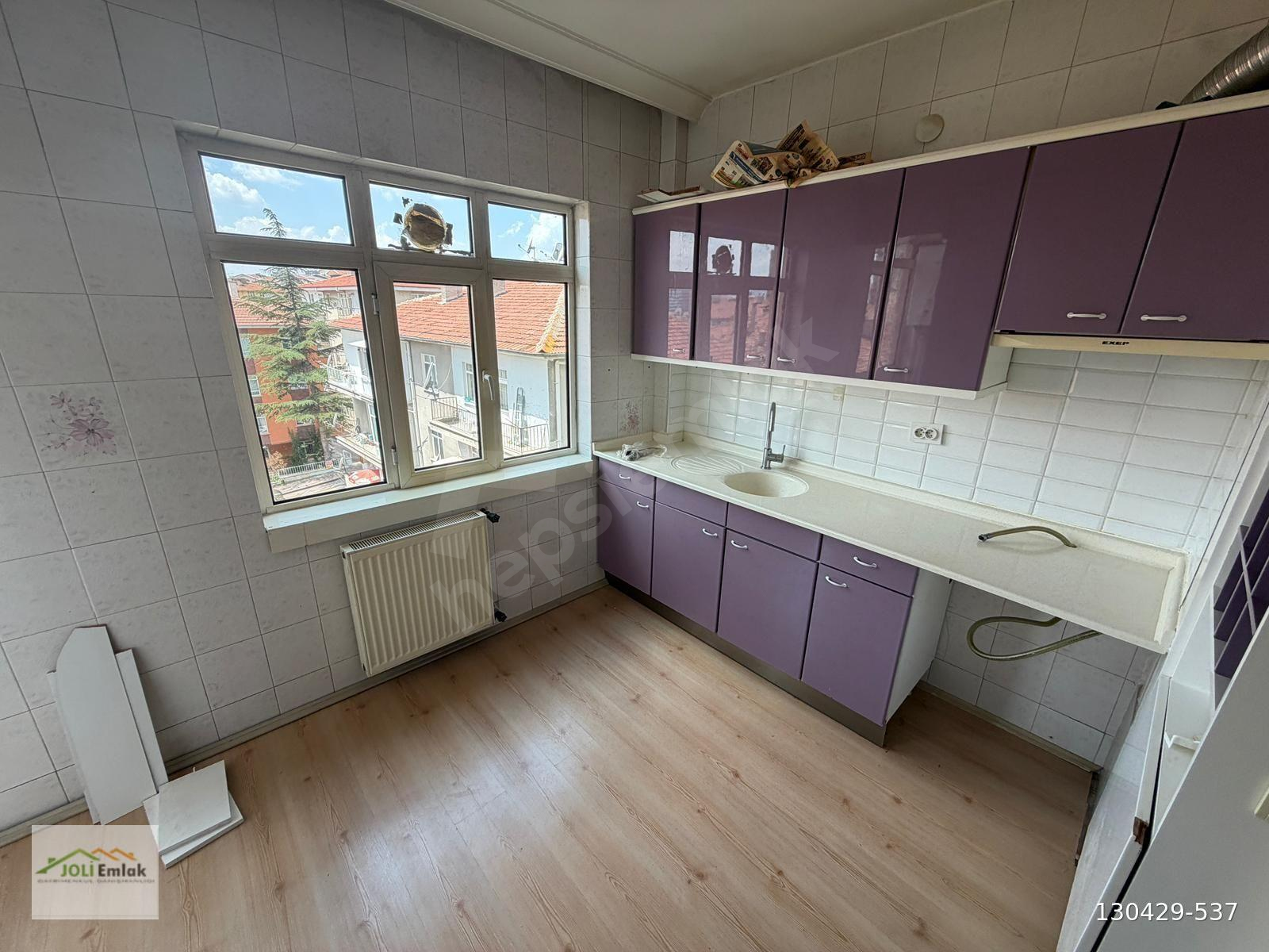 ETLİK CADDESİ ÜZERİNDE 3+1 YAPILI KİRALIK DAİRE