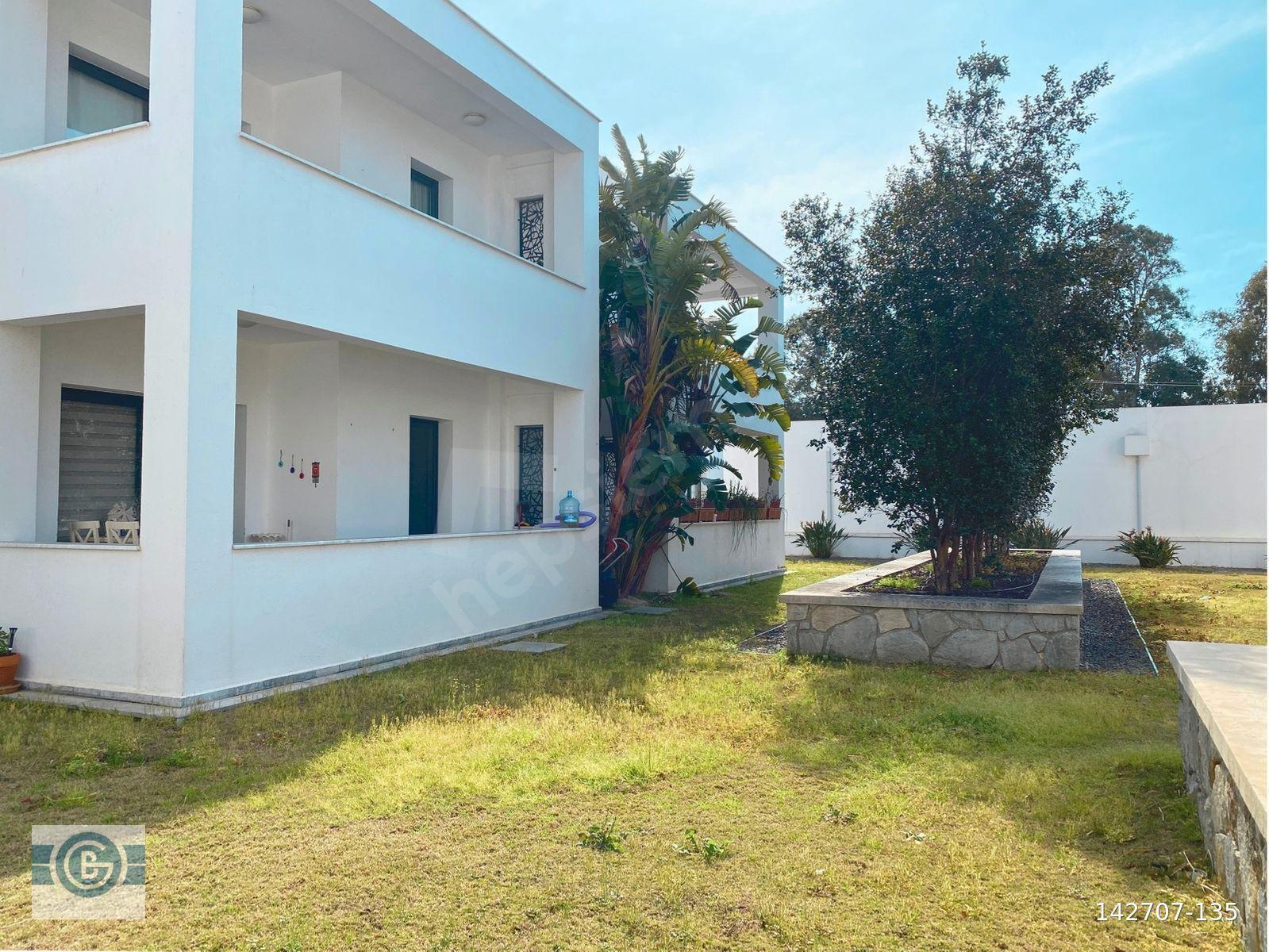 *BODRUM TURGUTREİS DENİZE YÜRÜME MESAFESİNDE 1+1 ÜST KAT DAİRE