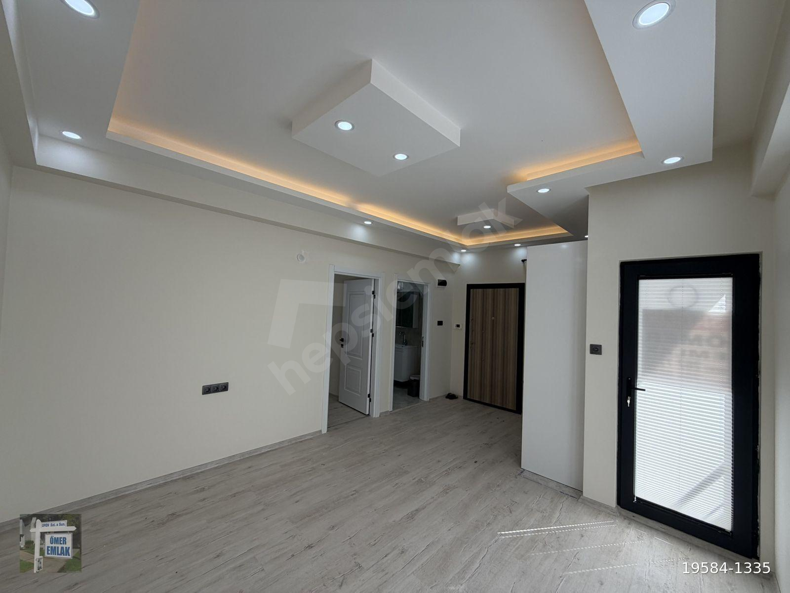 ÖMER EMLAK’TAN ÇINARLI MAHALLESİ 1+1 SALON SIFIR DAİRE