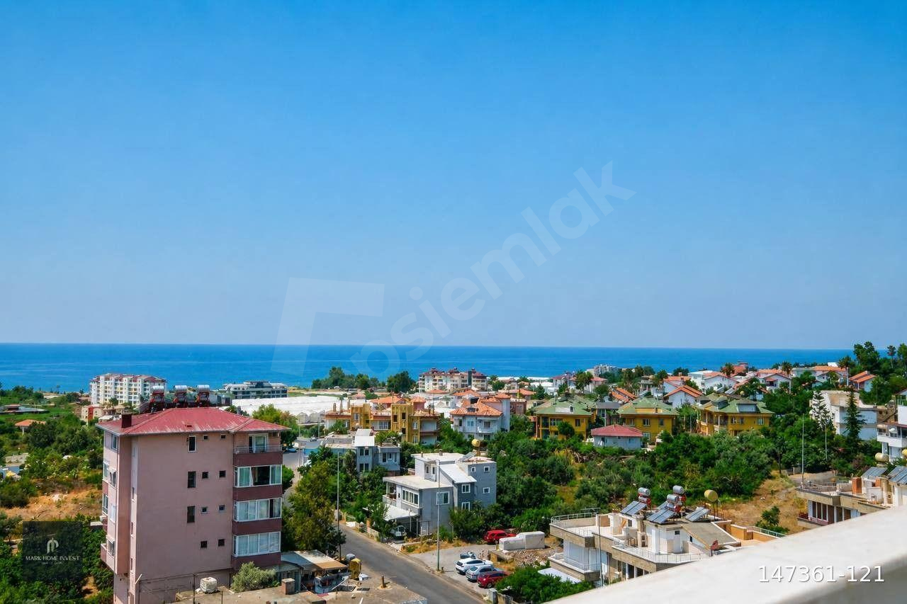 Alanya Demirtaş'ta Deniz Manzaralı, Ayrı Mutfaklı, Ful Eşyalı 210 m2 4+1 Satılık Dubleks Daire