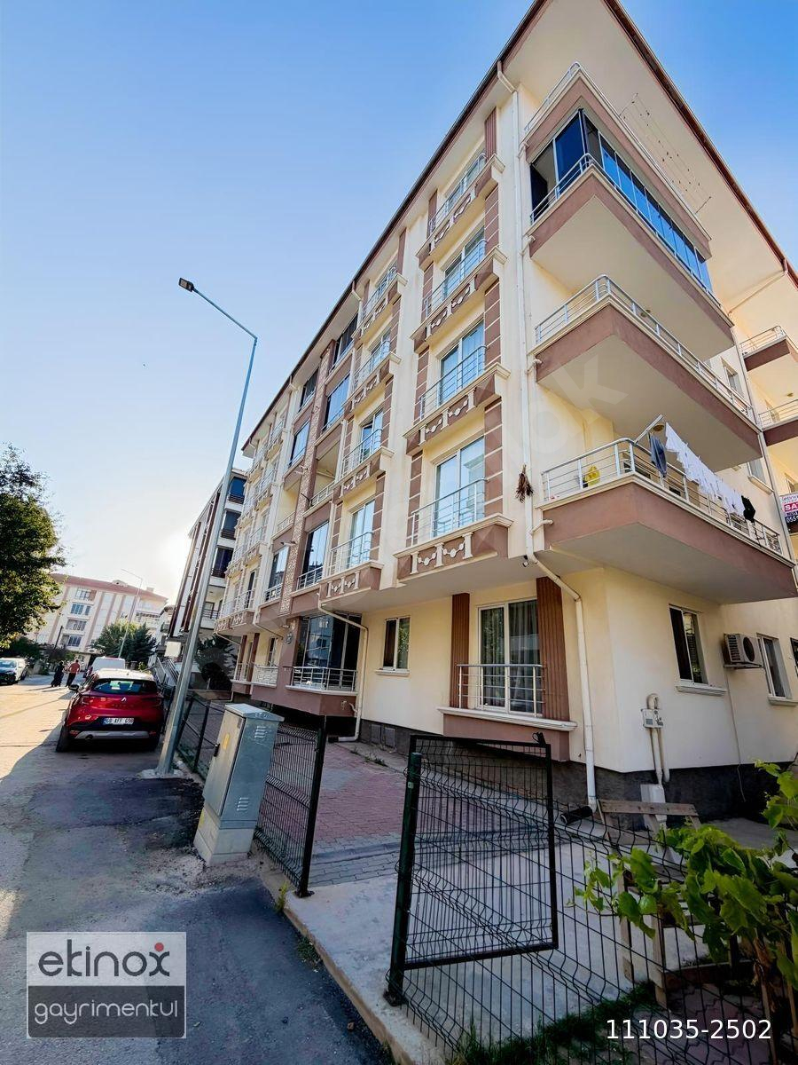 PAŞACIK GÜLÜMSE PARK YAKINI ARAKAT KOMBİLİ 3+1 DAİRE