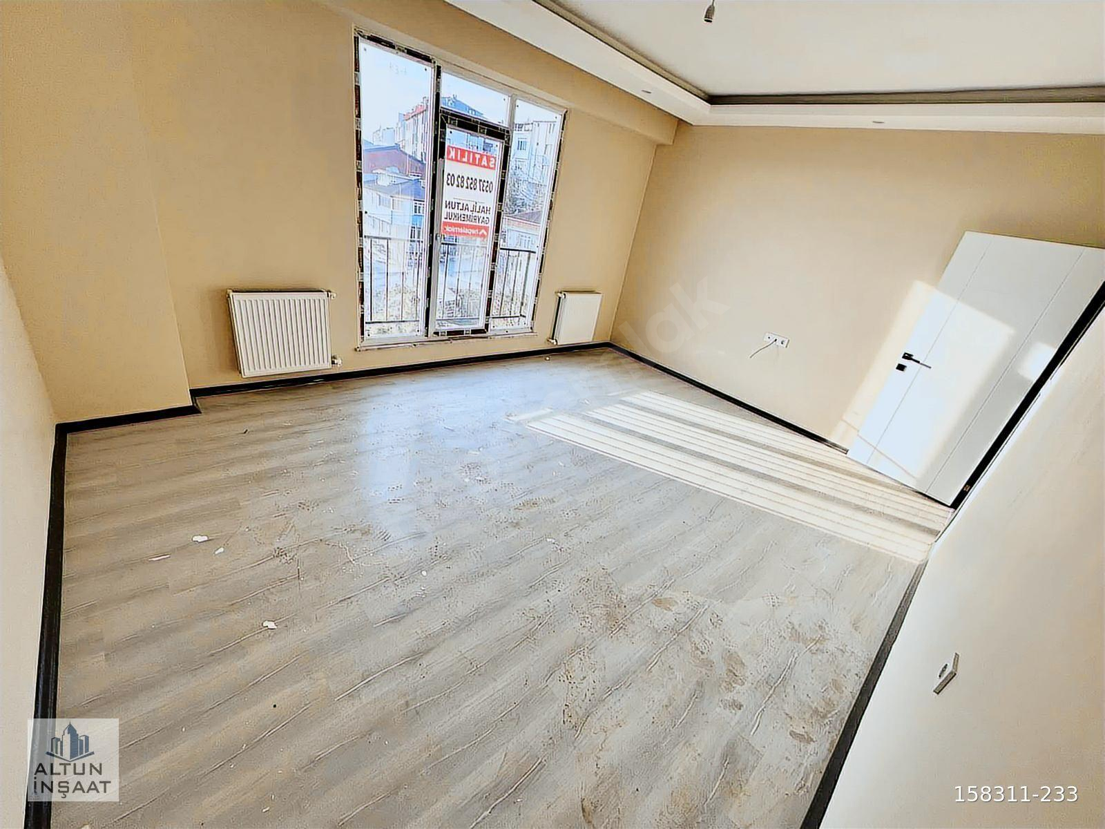 ARNAVUTKÖY TAŞOLUK METROYA YAKIN 4+2 ASANSÖRLÜ DUBLEX