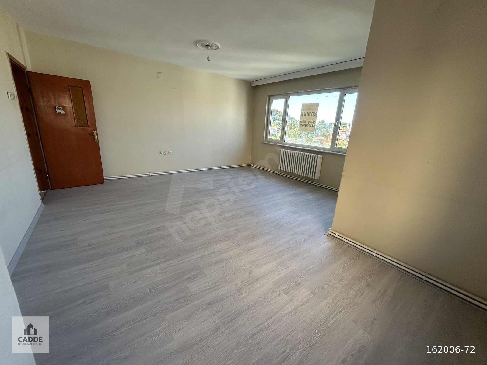 CADDE EMLAK GAYRİMENKUL'DEN BAHÇELİEVLER'DE KİRALIK 3+1 DAİRE
